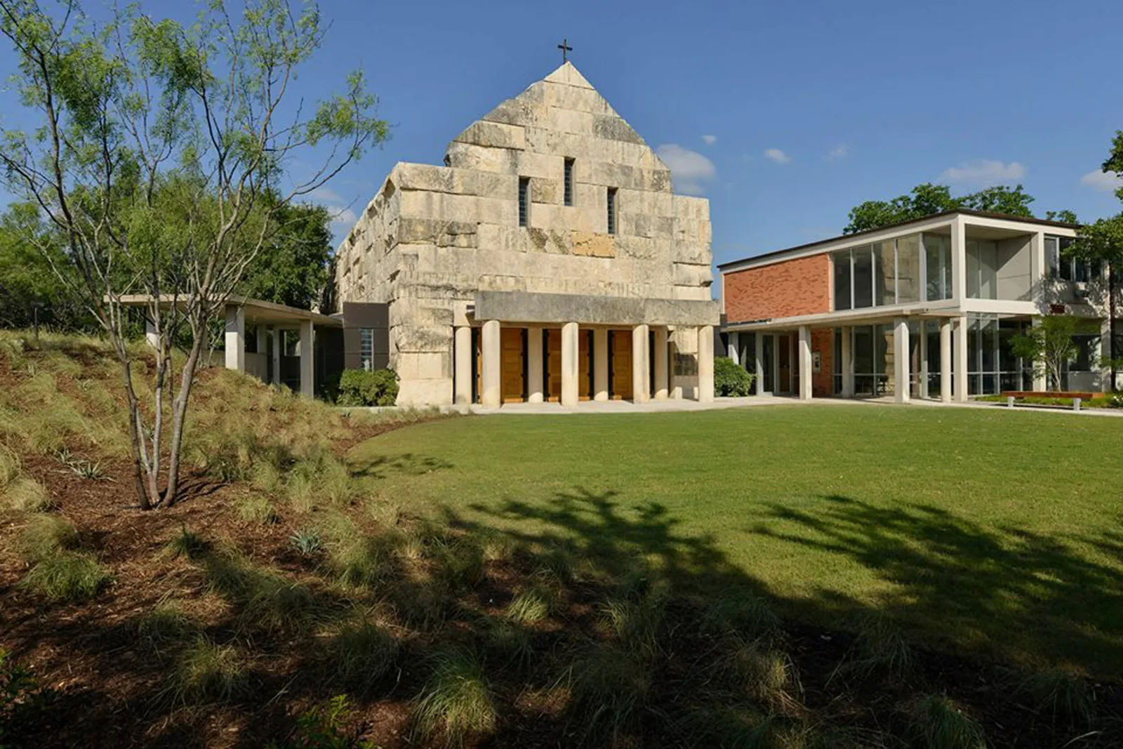 Church Roofing in Lee's Summit, MO