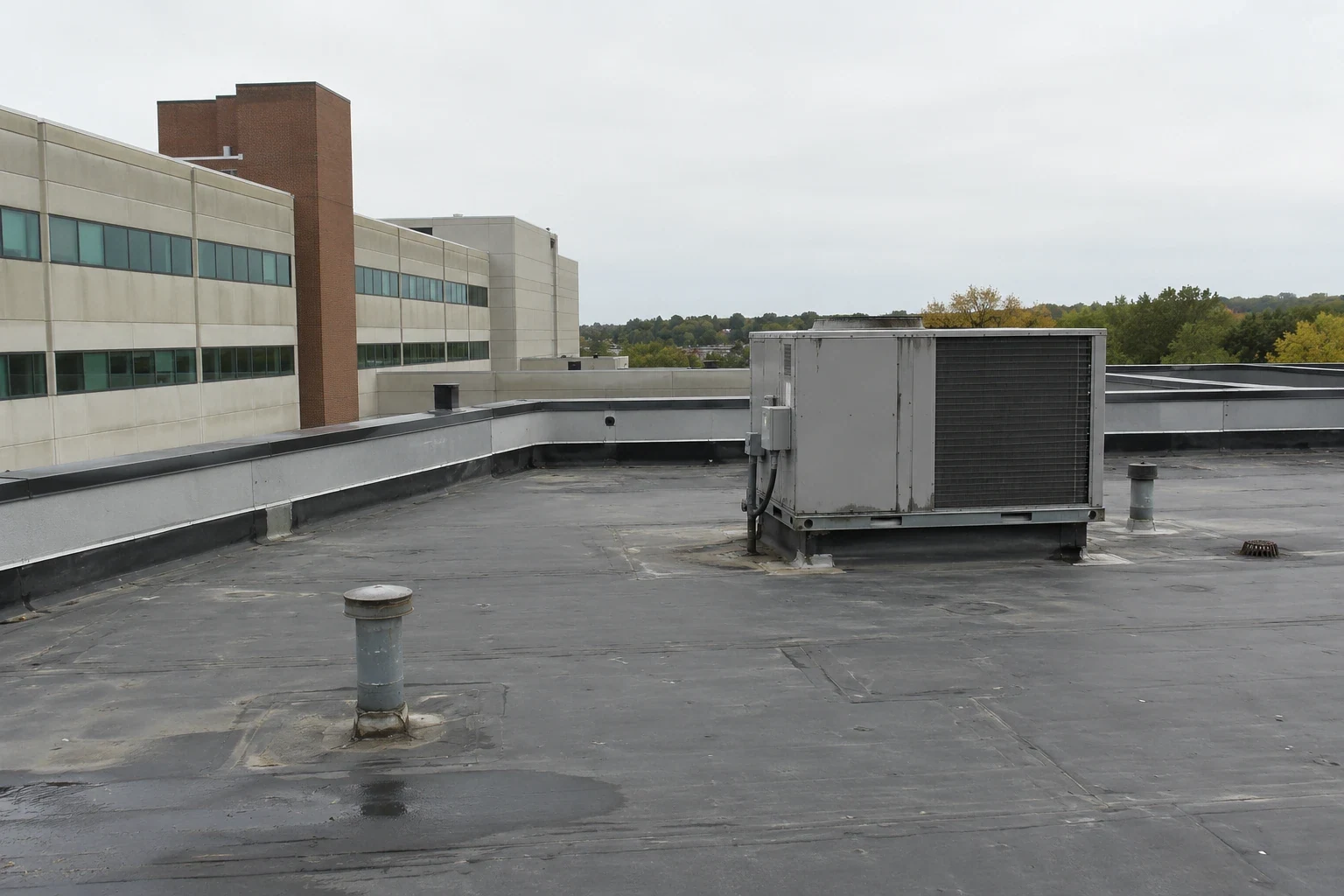 Hospital Roofing in Lee's Summit, MO
